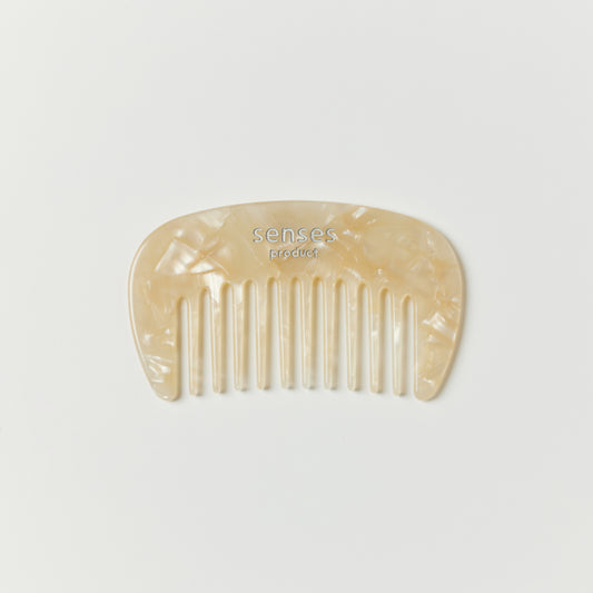 hair comb white